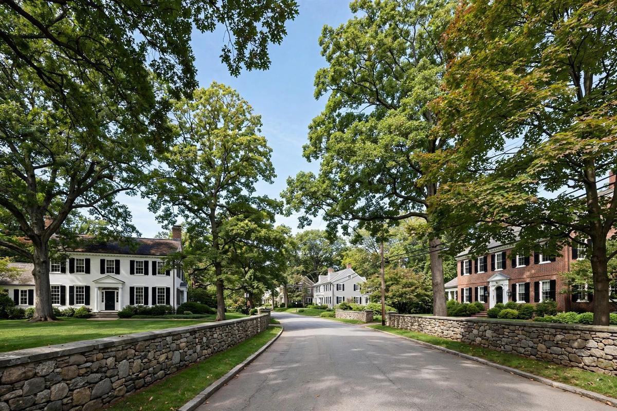 Why Does Wellesley Price the Street as Much as the House? Reading the Village Premium, the 26.8-Percent Ratio and the Estate-Lot Demand